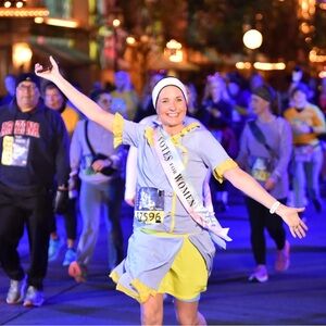 IGlow Running costume- RunDisney Mrs. Banks Sister Suffragette Disney